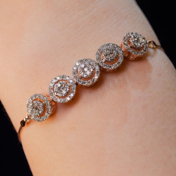 Circle Halo Stone Bracelet