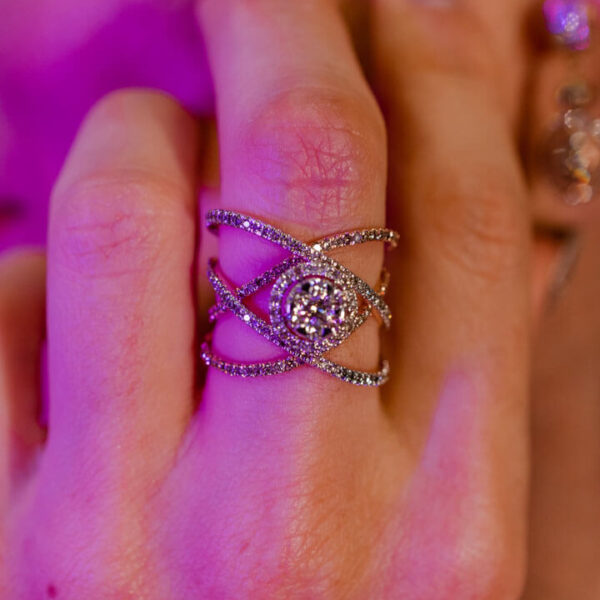 Criss Cross Halo Ring