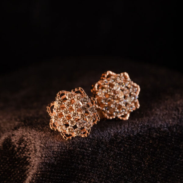 (Diamond) Radiant Flower Earrings