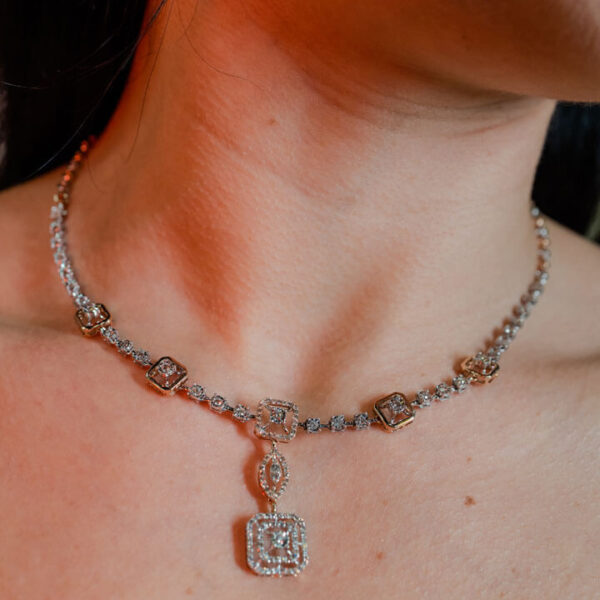 Geometric Link Drop Necklace ⭐