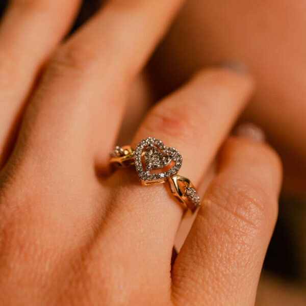 Oval Cluster Diamond Ring