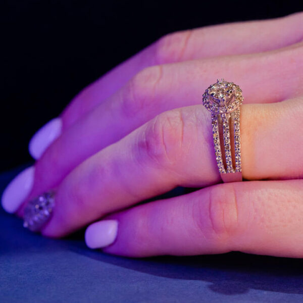 Split Band Heart Ring