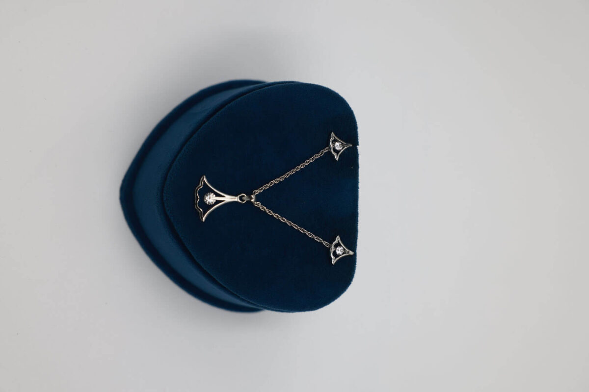 Elegant Silver Drop Pendant